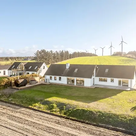 Elida - 400m From The Sea By Interhome